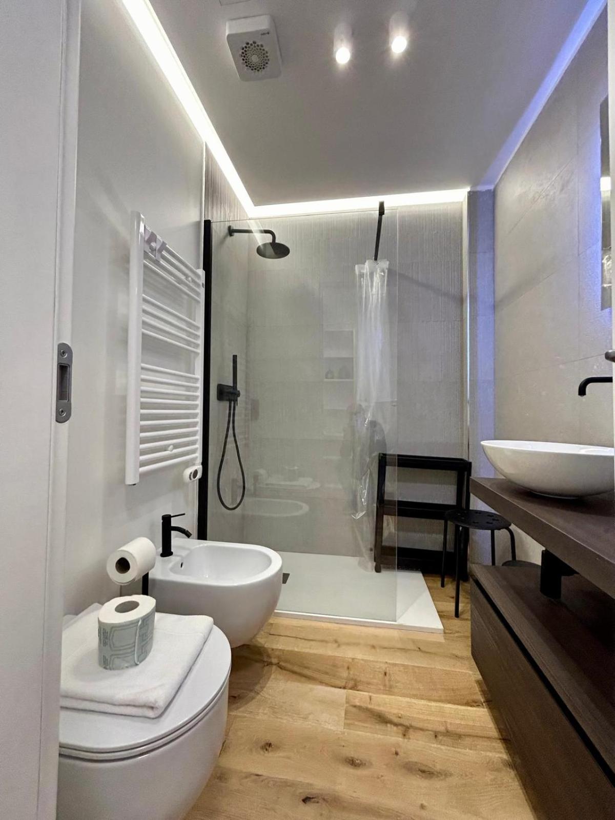 Kibilu Luxury Apt With Terrace, Isola District And Near Garibaldi Station Milano Ngoại thất bức ảnh